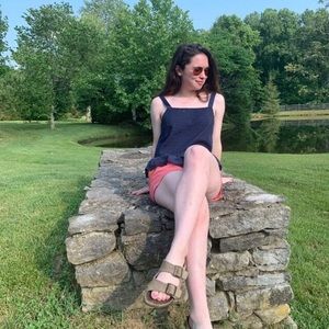 Meet your Posher, Elizabeth